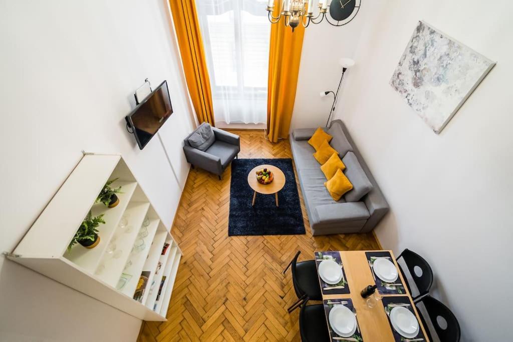 Royal City Apartment 40 M2 Krakkó Kültér fotó